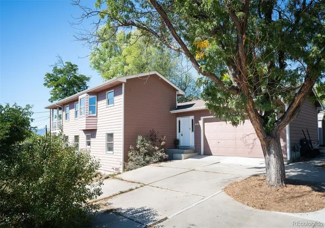 Photo 2 of Single family home for sale at 6767 Iris St, Arvada, CO 80004 | MLS# 5824169 | Listing updated on 2026-10-06