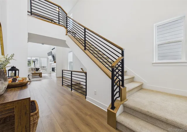 Photo 4 of Single family home for sale at 425 Welded Tuff Trl, Castle Rock, CO 80104 | MLS# 8685842 | Listing updated on 2026-10-03