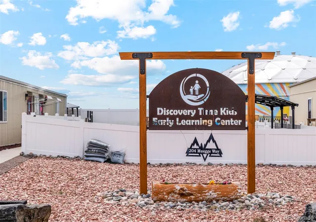 Photo 16 of Single family home for sale at 48200 Shetland Dr, Bennett, CO 80102 | MLS# 4662833 | Listing updated on 2026-10-10