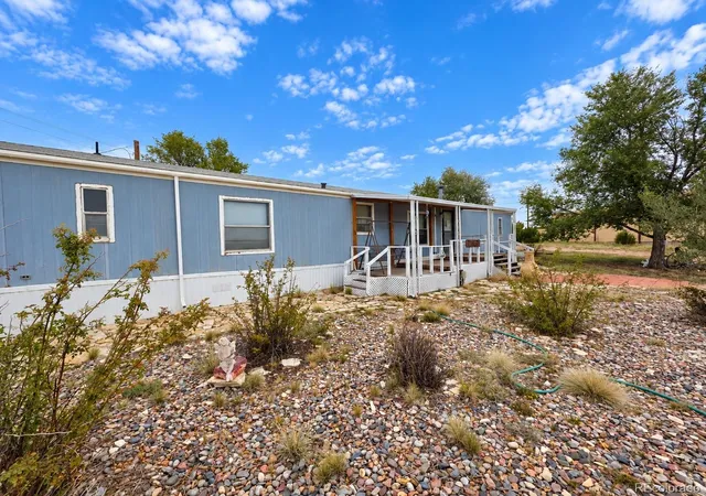 Photo 3 of Single family home for sale at 33 7th Avenue, Penrose, CO 81240 | MLS# 3752581 | Listing updated on 2026-09-30