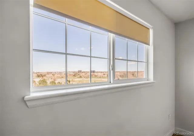 Listing Photo 2 - Condo for sale in building located at 3890 S Dayton St, Aurora, CO 80014 - Unit #301