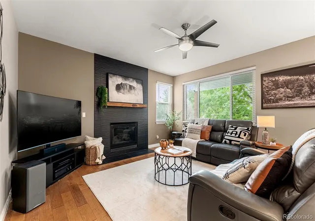 Photo 3 of Single family home for sale at 1312 Iris Cir, Broomfield, CO 80020 | MLS# 7565003 | Listing updated on 2026-09-30