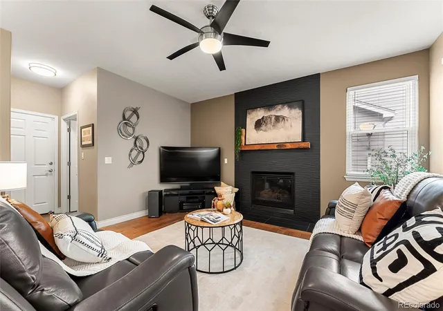 Photo 3 of Single family home for sale at 1312 Iris Cir, Broomfield, CO 80020 | MLS# 7565003 | Listing updated on 2026-09-30