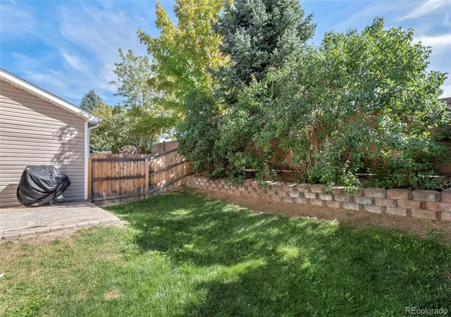 Photo 2 of Townhouse for sale at 22106 E Berry Pl, Aurora, CO 80015 | MLS# 3007958 | Listing updated on 2026-10-28