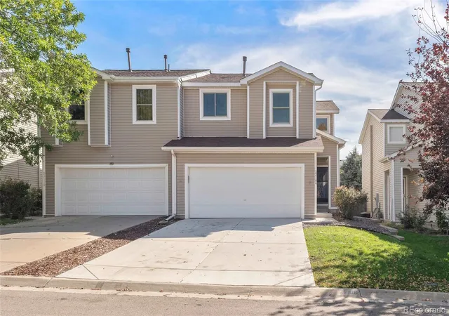 Photo 1 of Townhouse for sale at 22106 E Berry Pl, Aurora, CO 80015 | MLS# 3007958 | Listing updated on 2026-10-28