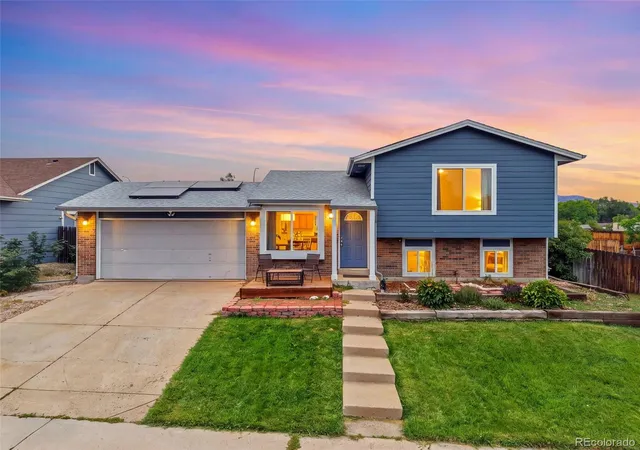 Photo 1 of Single family home for sale at 4879 S Johnson St, Littleton, CO 80123 | MLS# 6236385 | Listing updated on 2026-10-06