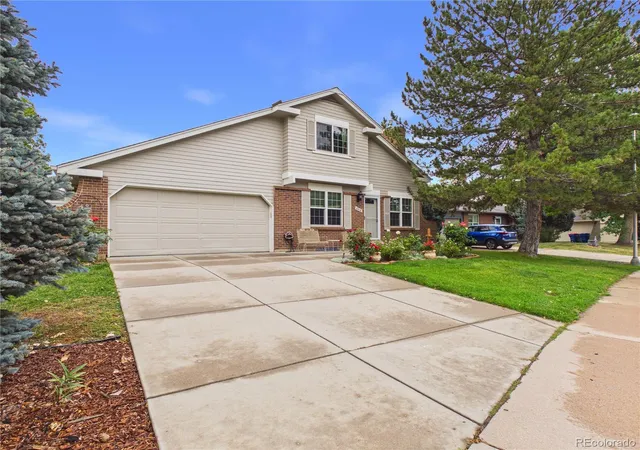 Photo 2 of Single family home for sale at 6414 S Lee Ct, Littleton, CO 80127 | MLS# 5467860 | Listing updated on 2026-10-03