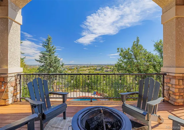 Photo 4 of Single family home for sale at 831 Diamond Ridge Cir, Castle Rock, CO 80108 | MLS# 5721824 | Listing updated on 2026-10-08