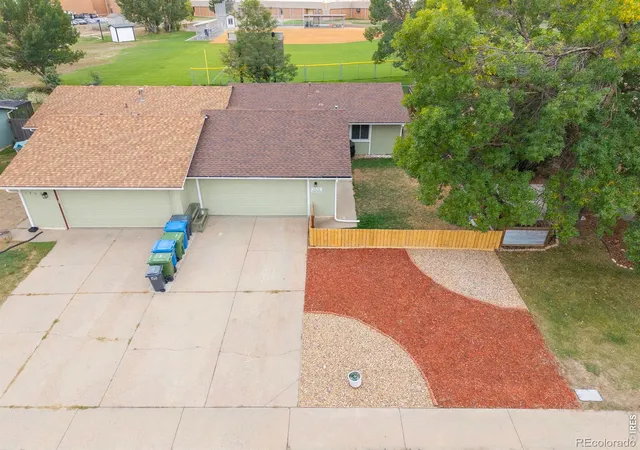 Photo 2 of Single family home for sale at 1704 Ranae Dr, Loveland, CO 80537 | MLS# IR1069694 | Listing updated on 2026-10-03