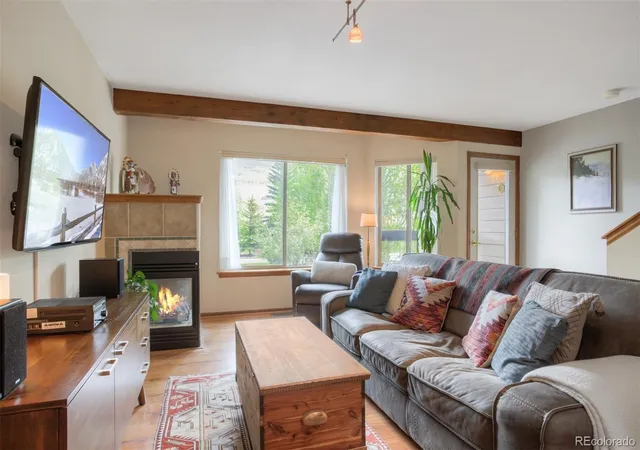 Photo 3 of Townhouse for sale at 285 Kestrel Ln, Silverthorne, CO 80498 | MLS# 5510762 | Listing updated on 2026-10-08