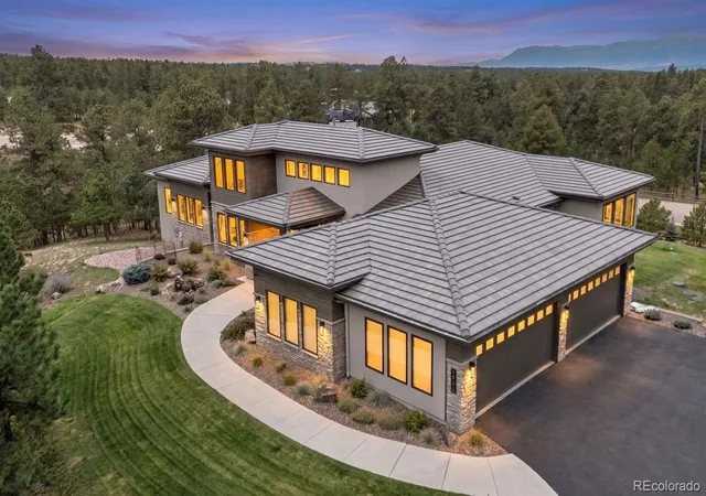 Photo 3 of Mansion for sale at 4915 Old Stagecoach Rd, Colorado Springs, CO 80908 | MLS# 4317405 | Listing updated on 2026-10-02