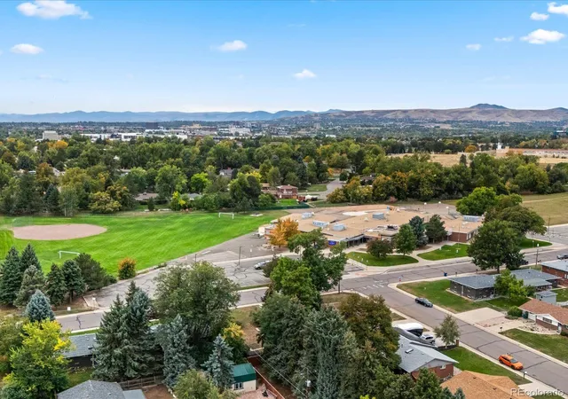 Photo 3 of Single family home for sale at 2506 Moore St, Lakewood, CO 80215 | MLS# 7581232 | Listing updated on 2026-10-09
