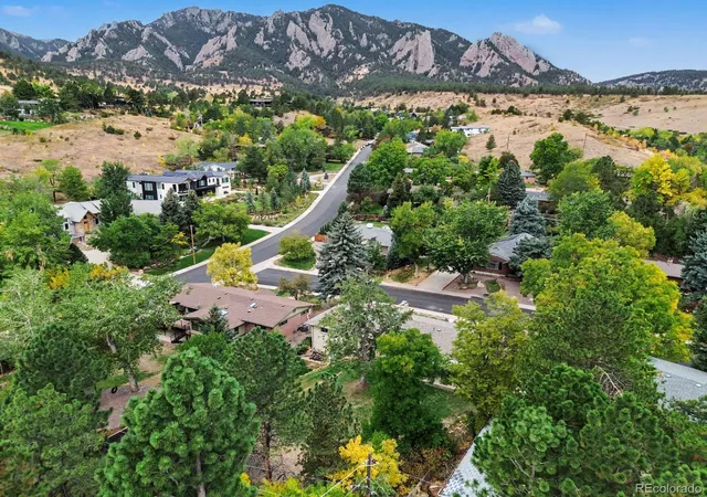 Single family home for sale at 2310 Kenwood Dr, Boulder, CO 80305 | MLS# 3444084