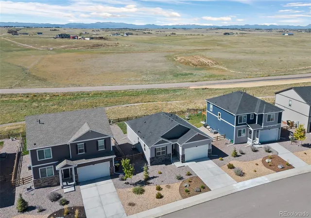 Photo 3 of Single family home for sale at 3066 Belleville Ridge Rd, Elizabeth, CO 80107 | MLS# 5086865 | Listing updated on 2026-10-02