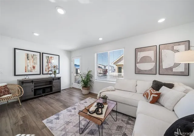 Photo 4 of Single family home for sale at 10053 Salem Ct, Commerce City, CO 80022 | MLS# 1552030 | Listing updated on 2026-09-30