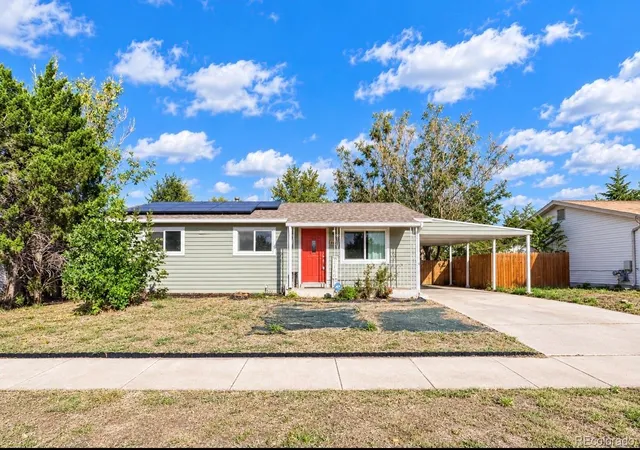 Photo 1 of Single family home for sale at 5151 Crown Blvd, Denver, CO 80239 | MLS# 6252082 | Listing updated on 2026-10-09