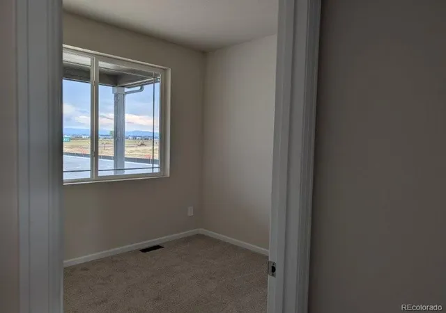 Photo 2 of Single family home for sale at 14392 Lincoln Ave, Mead, CO 80542 | MLS# 4535388 | Listing updated on 2026-10-15
