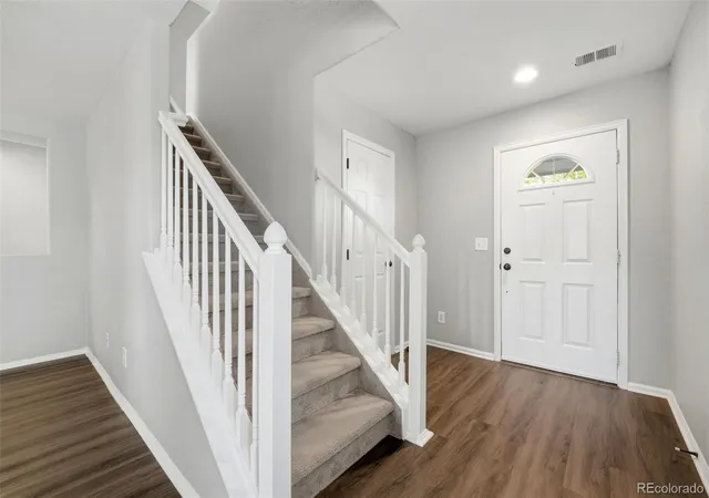 Photo 3 of Single family home for sale at 9669 Marmot Ridge Cir, Littleton, CO 80125 | MLS# 5120714 | Listing updated on 2026-10-07