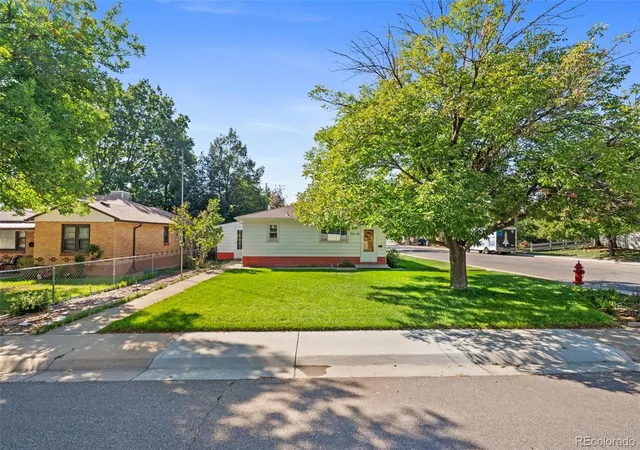 Photo 3 of Single family home for sale at 410 W Chester St, Lafayette, CO 80026 | MLS# 5957258 | Listing updated on 2026-10-03