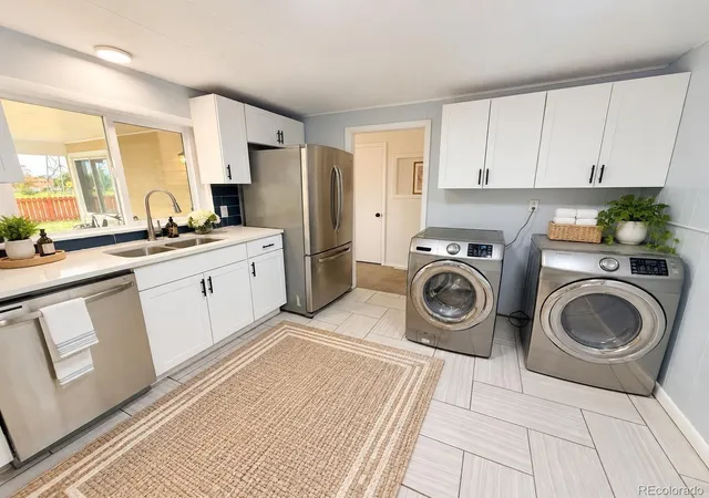 Listing Photo 4 - Condo for sale in building located at 1040 S Kearney St, Denver, CO 80224