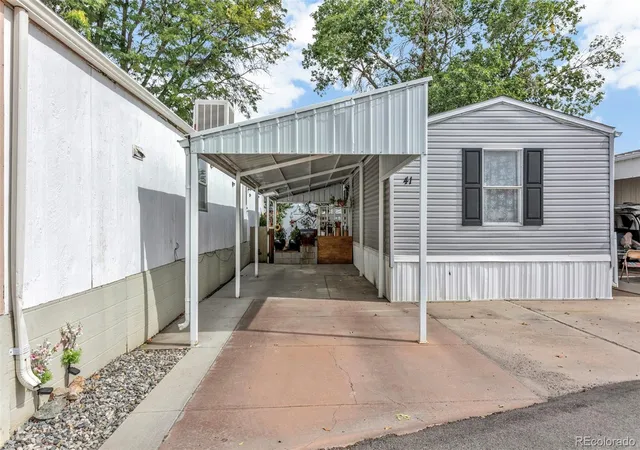 Photo 1 of Manufactured home for sale at 1050 S Pierce St, Lakewood, CO 80226 | MLS# 6202206 | Listing updated on 2026-10-01