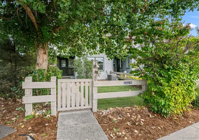 Photo 1 of Townhouse for sale at 2600 Stonewall Ln, Lafayette, CO 80026 | MLS# IR1069702 | Listing updated on 2026-10-05