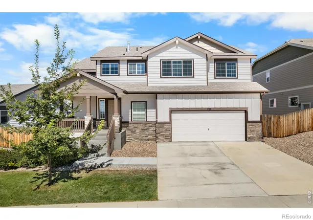 Photo 3 of Single family home for sale at 929 Highline Dr, Loveland, CO 80538 | MLS# IR1069703 | Listing updated on 2026-10-09