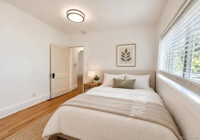 Photo 4 of Single family home for sale at 2101 S Emerson St, Denver, CO 80210 | MLS# 5006960 | Listing updated on 2026-10-03
