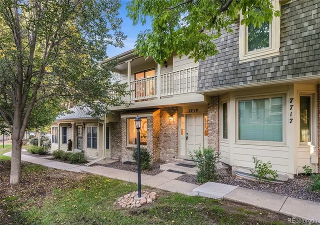 Photo 1 of Townhouse for sale at 7719 S Cove Cir, Centennial, CO 80122 | MLS# 8280924 | Listing updated on 2026-10-06