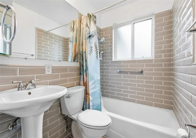 Photo 4 of Single family home for sale at 4433 Perry St, Denver, CO 80212 | MLS# 6854807 | Listing updated on 2026-10-09