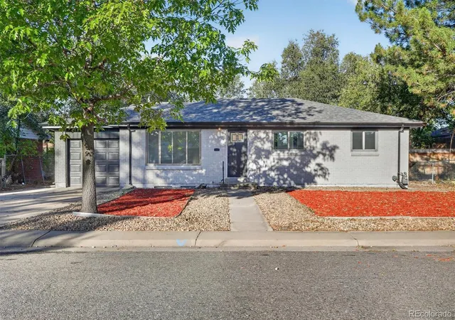 Photo 4 of Single family home for sale at 3113 Worchester St, Aurora, CO 80011 | MLS# 8804450 | Listing updated on 2026-10-07