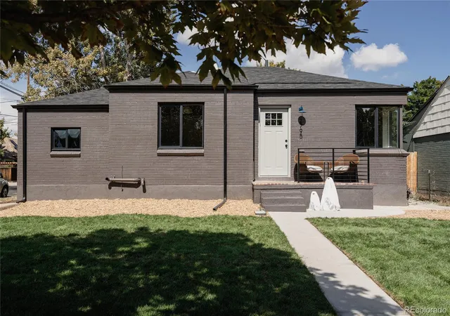 Photo 2 of Single family home for sale at 2795 W 39th Avenue, Denver, CO 80211 | MLS# 5034589 | Listing updated on 2026-10-09