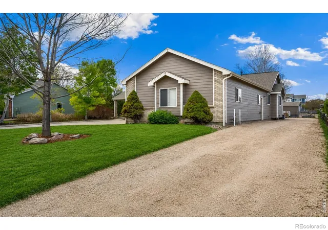 Photo 2 of Single family home for sale at 2177 Burbank St, Berthoud, CO 80513 | MLS# IR1069708 | Listing updated on 2026-10-03
