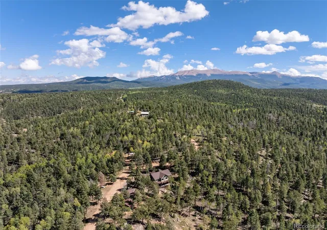 Photo 3 of Single family home for sale at 516 Saguache Dr, Florissant, CO 80816 | MLS# 6952974 | Listing updated on 2026-09-30