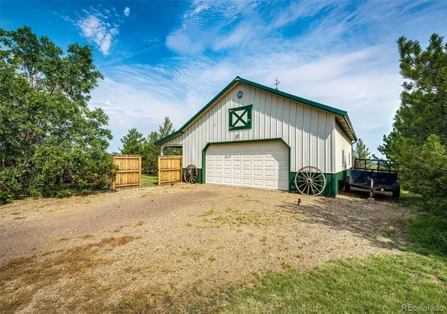 Photo 4 of Single family home for sale at 57469 E 42nd Court, Strasburg, CO 80136 | MLS# 2439118 | Listing updated on 2026-10-07