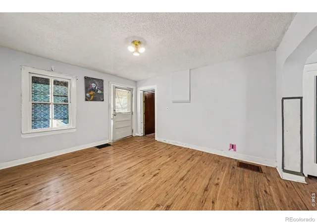 Photo 3 of Single family home for sale at 436 Baker St, Longmont, CO 80501 | MLS# IR1069716 | Listing updated on 2026-10-06