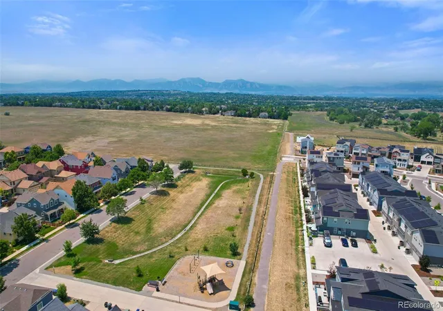 Photo 3 of Single family home for sale at 1544 Sanitas Ln, Lafayette, CO 80026 | MLS# 1562823 | Listing updated on 2026-10-01