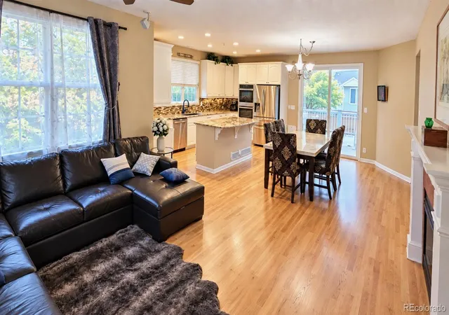 Photo 3 of Single family home for sale at 10621 Briarglen Cir, Highlands Ranch, CO 80130 | MLS# 5986798 | Listing updated on 2026-10-07