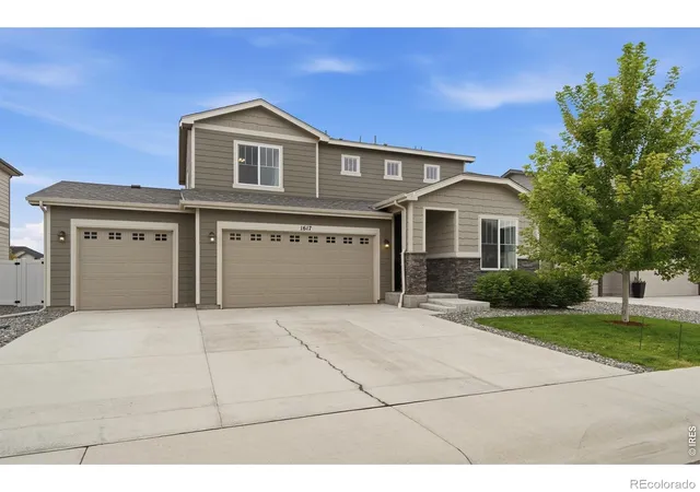Photo 1 of Single family home for sale at 1617 Northcroft Dr, Windsor, CO 80550 | MLS# IR1069730 | Listing updated on 2026-10-06