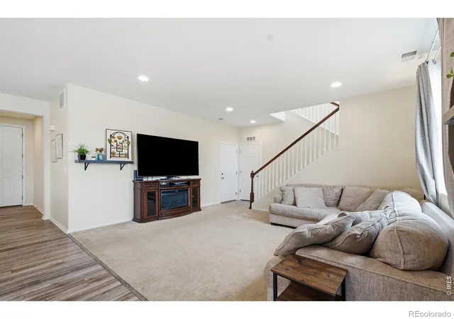 Photo 3 of Single family home for sale at 1617 Northcroft Dr, Windsor, CO 80550 | MLS# IR1069730 | Listing updated on 2026-10-06