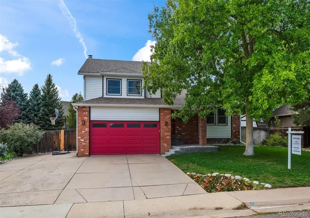 Photo 2 of Single family home for sale at 10620 W Glasgow Ave, Littleton, CO 80127 | MLS# 7126375 | Listing updated on 2026-10-06