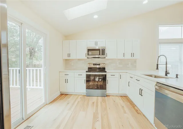 Photo 1 of Single family home for sale at 20066 E Bellewood Pl, Aurora, CO 80015 | MLS# 6109946 | Listing updated on 2026-10-09