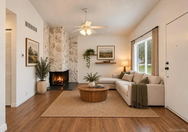 Listing Photo 4 - Condo for sale in building located at 3572 S Kittredge St, Aurora, CO 80013 - Unit #A