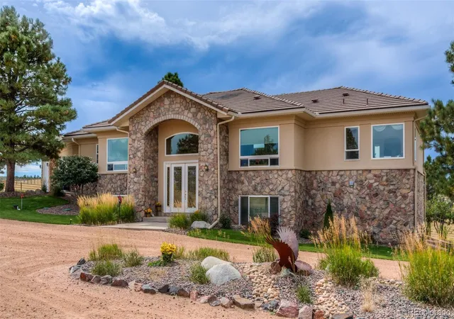 Photo 1 of Single family home for sale at 38017 County Rd 17, Elizabeth, CO 80107 | MLS# 6652149 | Listing updated on 2026-10-03