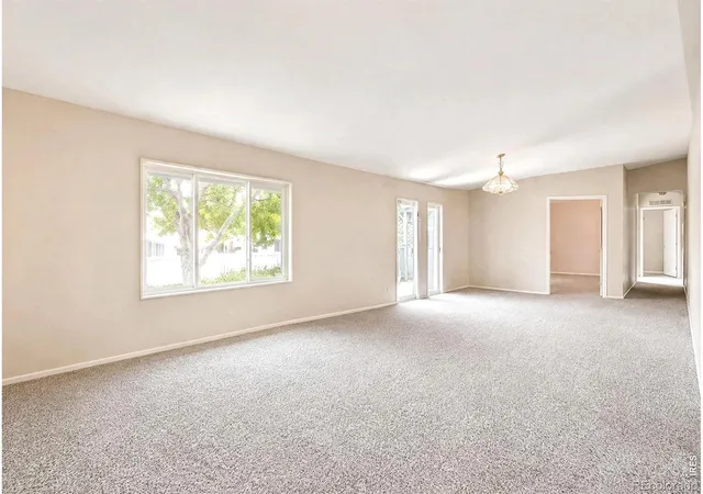 Photo 4 of Single family home for sale at 804 S Sunchase Dr, Fort Collins, CO 80524 | MLS# IR1069741 | Listing updated on 2026-10-01