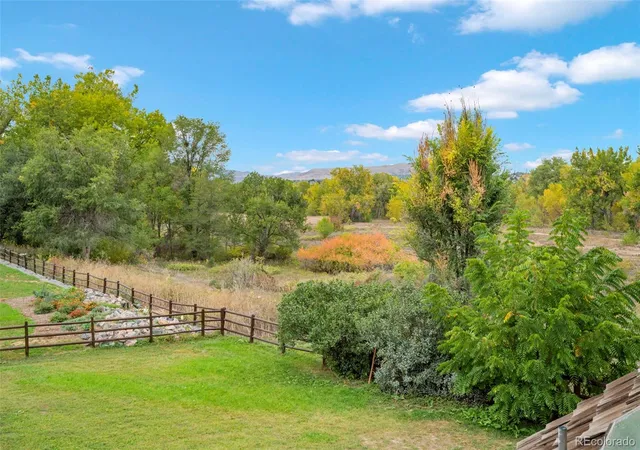 Photo 3 of Single family home for sale at 8935 W Bear Crk Dr, Lakewood, CO 80227 | MLS# 7237215 | Listing updated on 2026-10-05