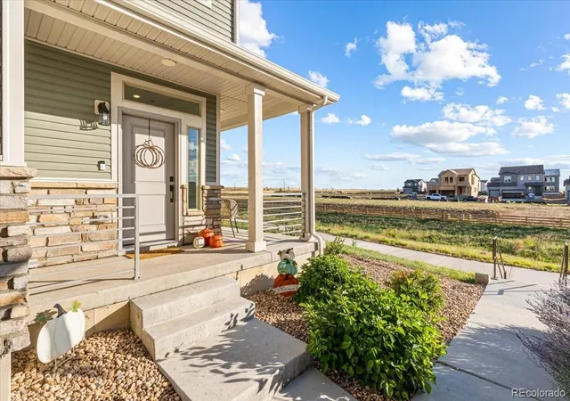 Photo 3 of Single family home for sale at 13586 E 101st Avenue, Commerce City, CO 80022 | MLS# 5559396 | Listing updated on 2026-10-01
