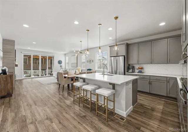 Photo 4 of Single family home for sale at 26402 E Moraine Pl, Aurora, CO 80016 | MLS# 4550172 | Listing updated on 2026-10-05