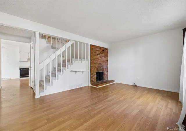Photo 3 of Townhouse for sale at 7002 S Knls Way, Centennial, CO 80122 | MLS# 9828609 | Listing updated on 2026-10-16