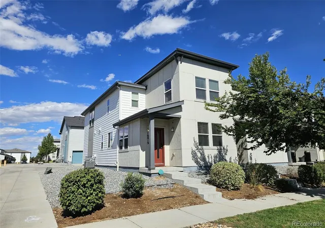 Photo 1 of Townhouse for sale at 16019 E Elk Dr, Denver, CO 80239 | MLS# 3260628 | Listing updated on 2026-10-05